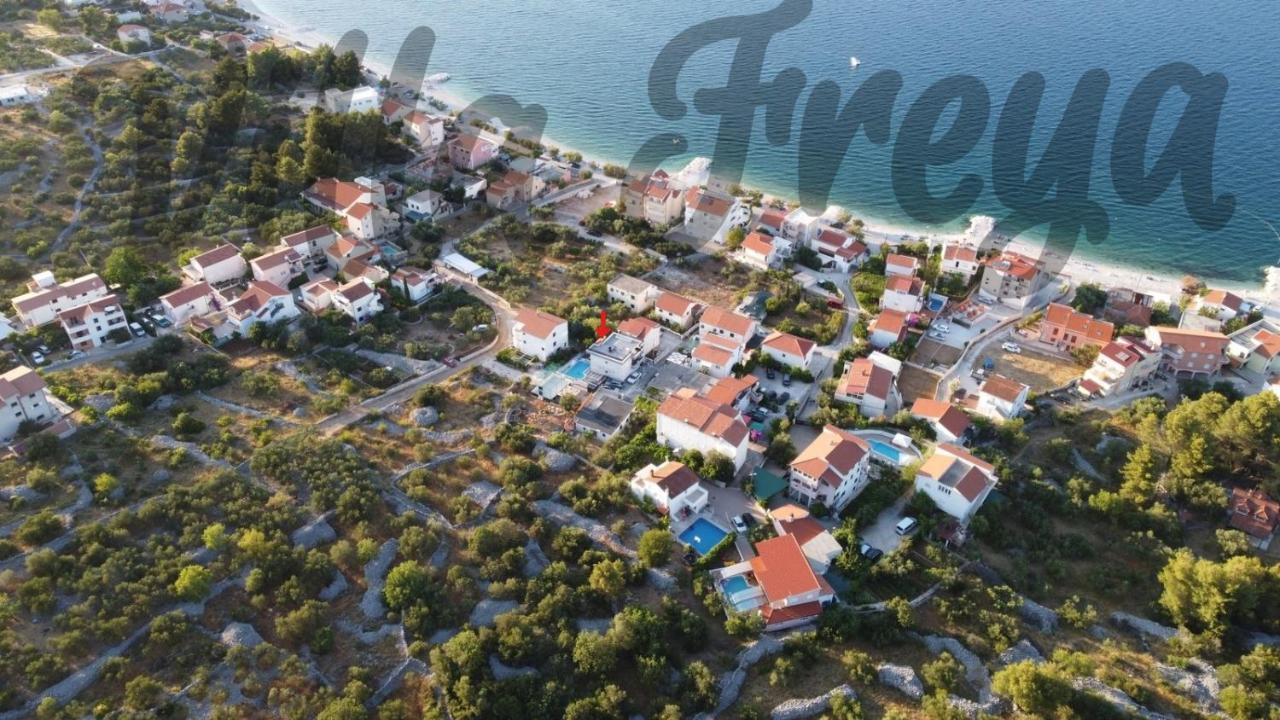 Villa Freya - Vacation House Slatine Exterior photo