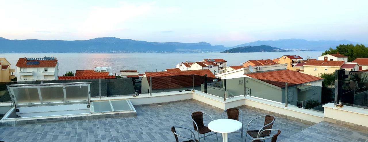 Villa Freya - Vacation House Slatine Exterior photo